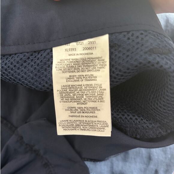 Columbia Women's Size 16 Navy PFG Activewear Button Waist Shorts - Picture 4 of 4